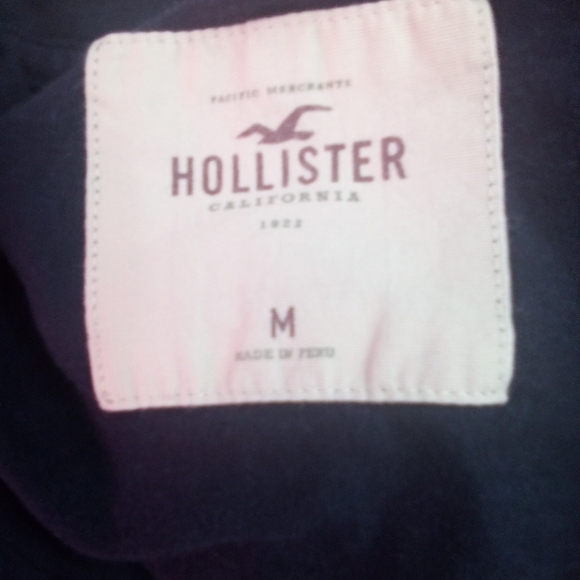 Hollister top size medium ( box P ) - Picture 4 of 4